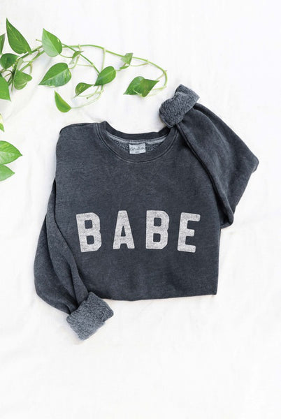 Vintage Black Colored "Babe" Graphic Sweatshirt