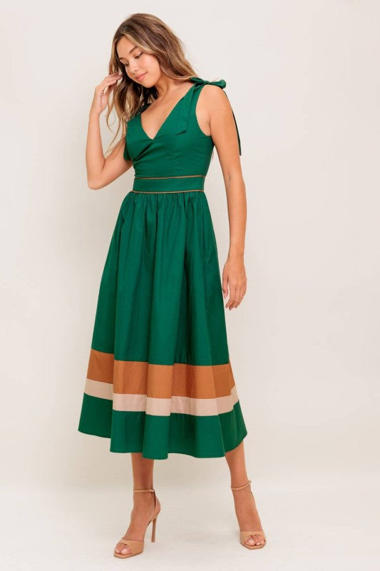 Green Color Blocked Woven Midi Dress
