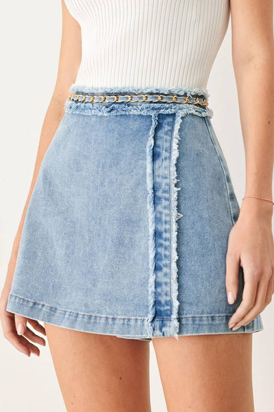 Light Denim Washed Skort w/ Frayed Detail