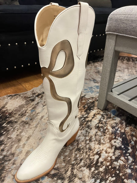 Ruby White Gold Bow Western Boots