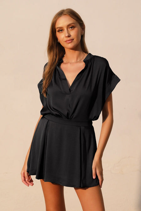 Black Halter Neck Pleated Mini Dress