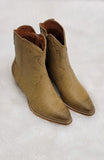 Amaryllis Classic Western Boots